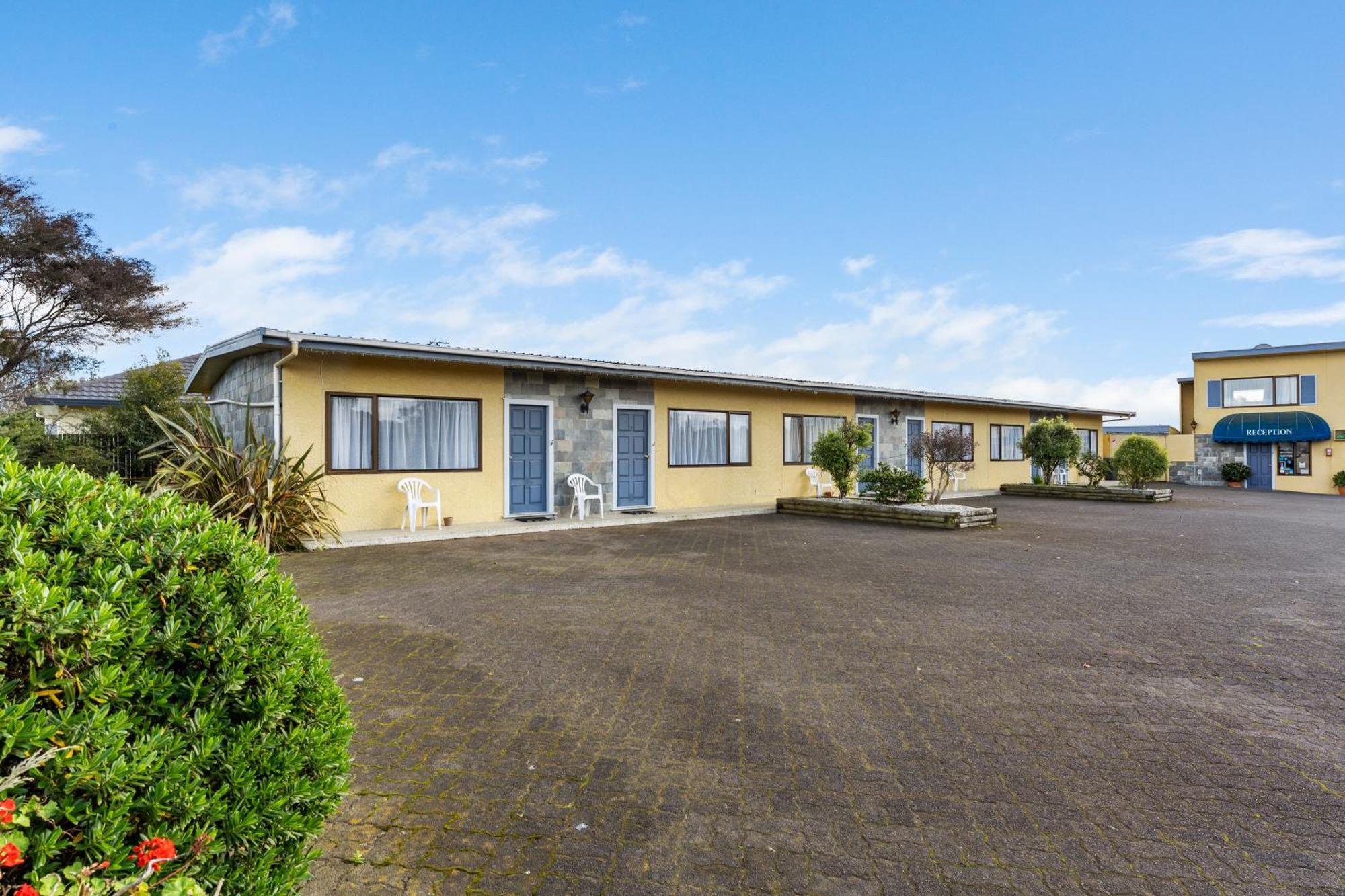 Coachman'S Lodge Motel Whanganui Exteriör bild